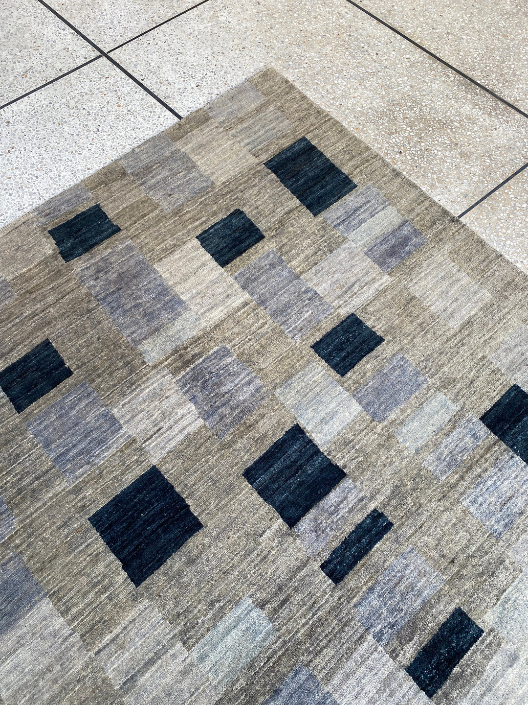Afghan rugs. Turkish oushak rugs. Interior design rugs. Oriental area rugs. Traditional rugs. Modern rugs. 10X13 BLUE GREY MODERN CHECKERED BOX HAND KNOTTED RUG